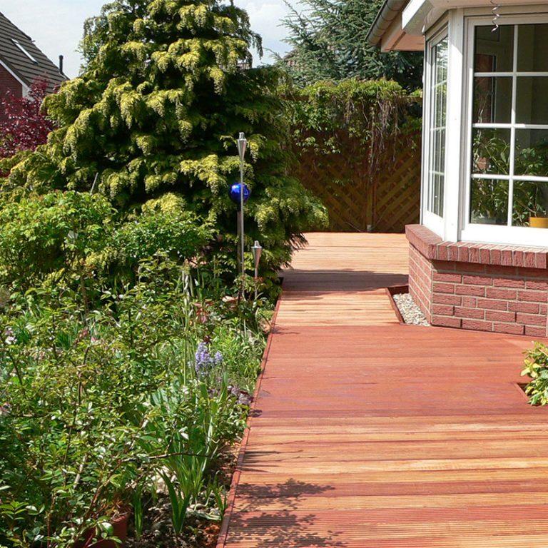 Terrasse aus Holz der Tischlerei Neick